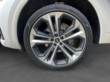 Audi q5 sportback 40 tdi 204 s tronic 7 quattro s line/apple carplay/toit ouvrant/attelage/sieges chauffants/black......
