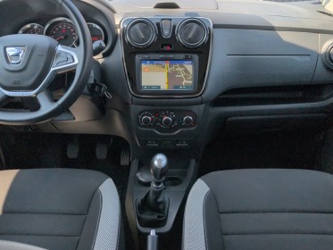 Dacia lodgy blue dci 115 7 places stepway / attelage / car play occasion simplicicar besanÇon simplicicar simplicibike france