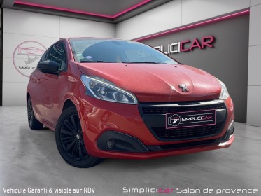 Peugeot 208 1.2 82ch bvm5 allure / courroie ok / entretien ok / climatisation occasion simplicicar salon de provence...