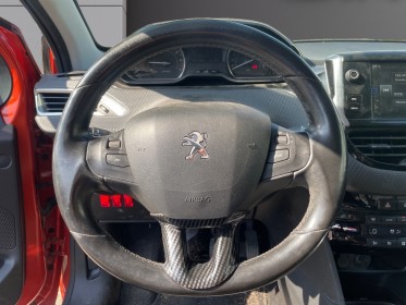 Peugeot 208 1.2 82ch bvm5 allure / courroie ok / entretien ok / climatisation occasion simplicicar salon de provence...