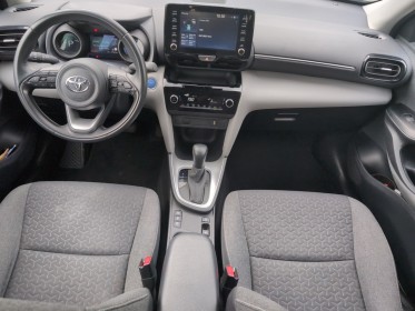 Toyota yaris cross hybride my21 116h 2wd dynamic - garantie 12 mois occasion simplicicar brest simplicicar simplicibike france