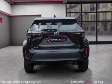 Toyota yaris cross hybride my21 116h 2wd dynamic - garantie 12 mois occasion simplicicar brest simplicicar simplicibike france
