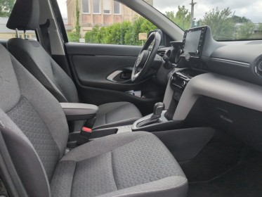 Toyota yaris cross hybride my21 116h 2wd dynamic - garantie 12 mois occasion simplicicar brest simplicicar simplicibike france