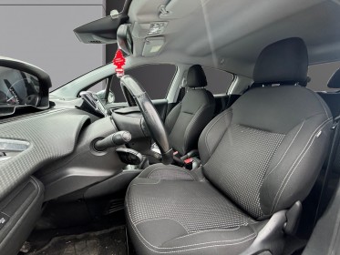 Peugeot 208 vti 82ch tech edition caméra carplay courroie à jour occasion montpellier (34) simplicicar simplicibike france