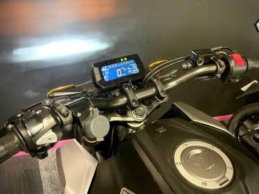 Honda cb125r occasion parc moto simplicicar lyon ouest simplicicar simplicibike france