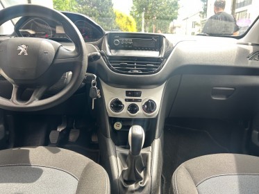 Peugeot 208 1.2 puretech 68ch bvm5 like garantie 12 mois, courroie neuve, line asist, bluetooth occasion simplicicar...