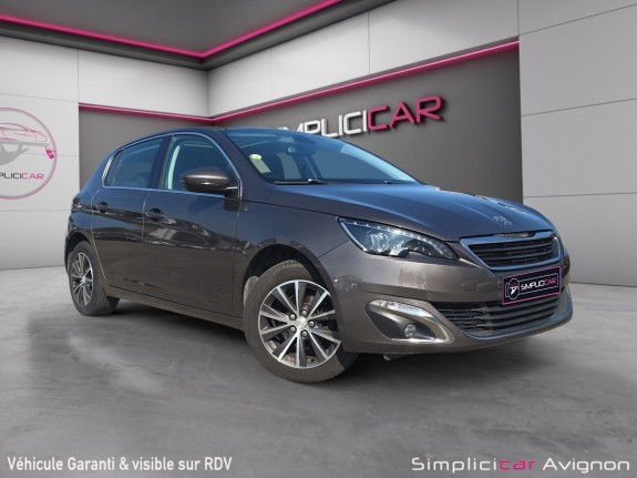 Peugeot 308 1.6 hdi 115ch finition : allure / toit pano. / caméra de recul / bluetooth / garantie 12 mois occasion avignon...