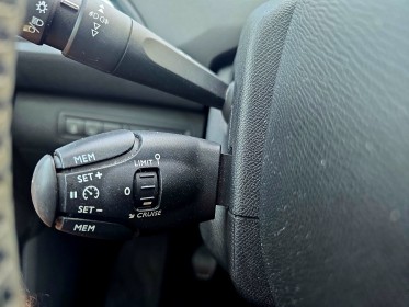 Peugeot 308 1.6 hdi 115ch finition : allure / toit pano. / caméra de recul / bluetooth / garantie 12 mois occasion avignon...