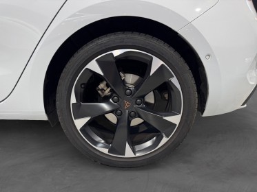 Cupra leon 1.5 etsi 150 ch dsg7 v toit ouvrant sièges chauffant sièges electrique garantie 12 mois occasion simplicicar...