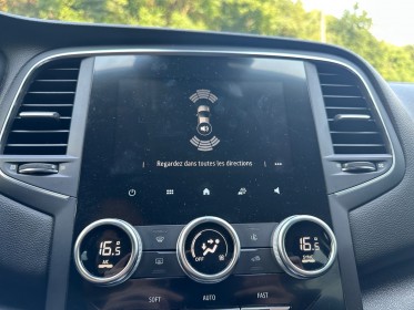 Renault megane iv berline dci 115 business - garantie 12 mois occasion simplicicar vienne simplicicar simplicibike france