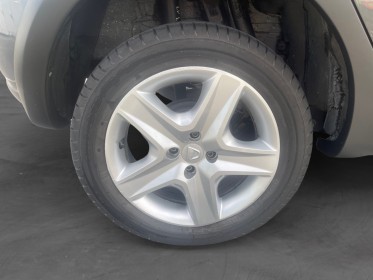 Dacia sandero 1.5 dci 90 fap stepway prestige garantie 12mois occasion parc voitures beauvais simplicicar simplicibike france