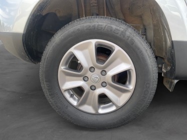 Dacia duster 4x2 prestige 1.5 dci 110 garantie 12mois occasion parc voitures beauvais simplicicar simplicibike france