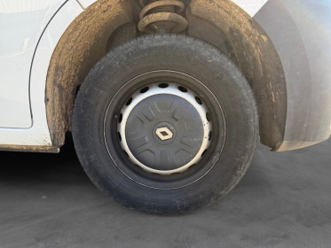 Renault master plancher cabine hc f3500 l2h2 dci 135 grand confort garantie 12 mois occasion simplicicar rouen simplicicar...