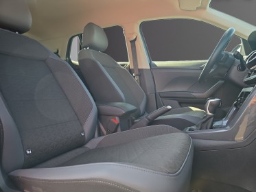 Volkswagen t-cross 1.0 tsi 110 start/stop dsg7 r-line caméra de recul sièges cuirs attelage amovible garantie 12 mois...
