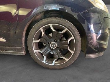 Citroen ds3 e-hdi 90ch finition opéra blue garantie 12 mois occasion simplicicar saint-jean simplicicar simplicibike france