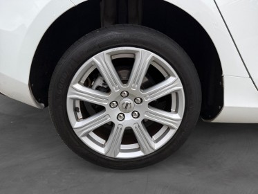 Volvo v40 inscription 2018,  phase 2  t2 122, radar de stationnement, full cuir, occasion simplicicar rennes simplicicar...
