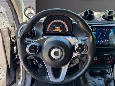 Smart fortwo coupe eq 82 ch passion/camera de recul/ciel etoile / suvi complet occasion paris 17ème (75)(porte maillot)...