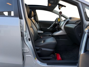 Toyota verso 7 place 2.2 d-4d executive occasion simplicicar st-maximin simplicicar simplicibike france