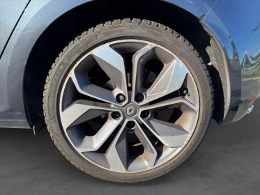 Renault megane iv berline tce 130 energy edc limited || garantie 12 mois || occasion osny simplicicar simplicibike france