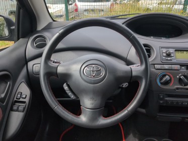 Toyota yaris 65 vvt-i - moteur a chaine - garantie 12 mois occasion simplicicar brest simplicicar simplicibike france
