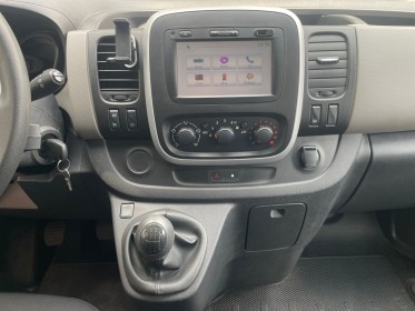 Renault  trafic ii combi 1.6 dci 125 energy zen l1 9pl occasion simplicicar grenoble simplicicar simplicibike france