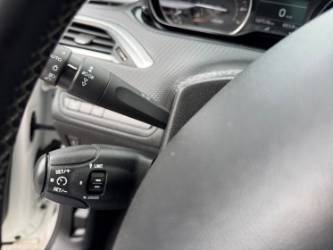 Peugeot 208 1.2 puretech 110ch ss bvm5 allure occasion simplicicar lille  simplicicar simplicibike france