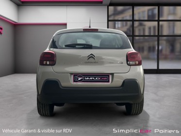 Citroen c3 c3 puretech 83 ss bvm5 feel pack car play - line assist - garantie 12mois occasion simplicicar poitiers...