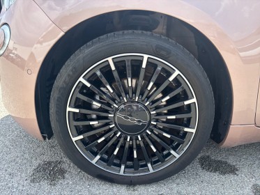 Fiat 500 nouvelle my22 serie 1 step 2 e 118 ch la prima by bocelli occasion simplicicar frejus  simplicicar simplicibike france