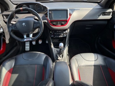 Peugeot 208 1.6 thp 200ch bvm6 gti - gros suivi d'entretien/toit pano/siege conducteur chauffant/enceinte jbl/garantie 12...