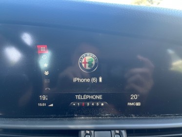 Alfa romeo giulia alfa romÉo giulia 2.2 150 ch at8 business / radars avants  arrières / gps occasion simplicicar salon de...