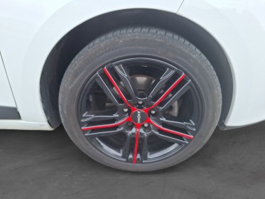 Renault megane iii coupe dci 130 eco2 bose euro 5 garantie 1 an - ct, courroie de distribution, vidange ok divers frais......