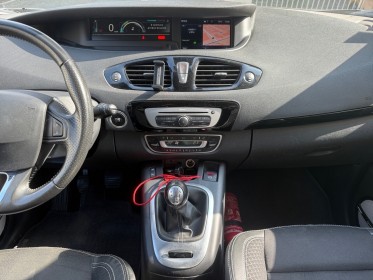 Renault grand scenic iii tce 130 energy bose edition 7 pl occasion cannes (06) simplicicar simplicibike france