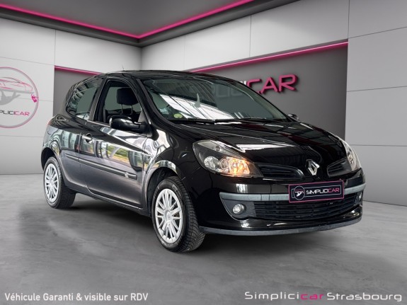 Renault clio iii 1.2 16v 75 dynamique occasion simplicicar strasbourg simplicicar simplicibike france