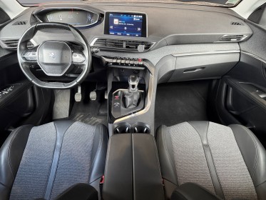 Peugeot 3008 business 130ch ss allure business garantie 12 mois occasion simplicicar angers simplicicar simplicibike france