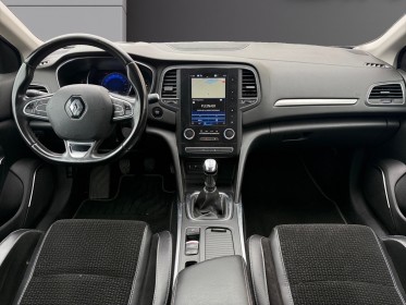 Renault megane iv 1.3i - 16v turbo tce 140 gt line - moteur neuf avec facture renault - 6600km occasion simplicicar...