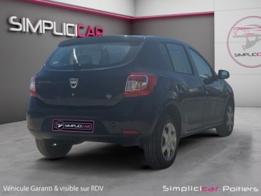 Dacia sandero 1.2 16v 75 ambiance distribution ok garantie 12 mois occasion simplicicar poitiers simplicicar simplicibike...