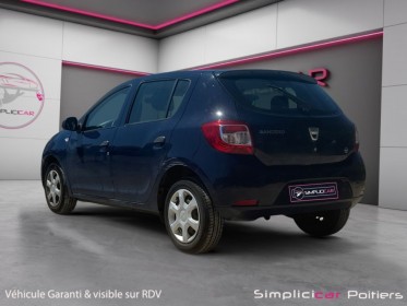 Dacia sandero 1.2 16v 75 ambiance distribution ok garantie 12 mois occasion simplicicar poitiers simplicicar simplicibike...