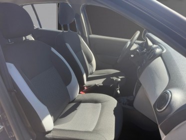 Dacia sandero 1.2 16v 75 ambiance distribution ok garantie 12 mois occasion simplicicar poitiers simplicicar simplicibike...
