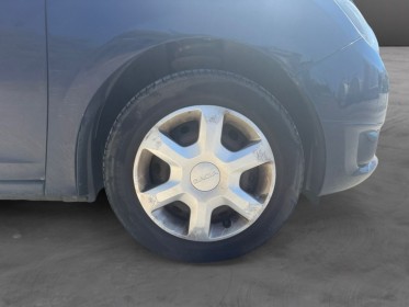 Dacia sandero 1.2 16v 75 ambiance distribution ok garantie 12 mois occasion simplicicar poitiers simplicicar simplicibike...