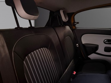 Renault twingo iii tce 95 edc signature garantie 12 mois occasion simplicicar saint-jean simplicicar simplicibike france