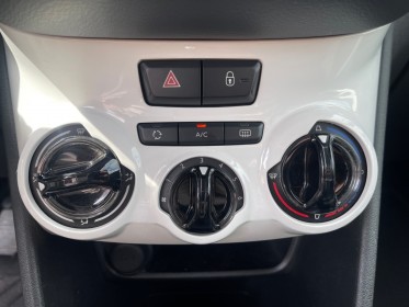 Peugeot 208 1.0 68ch bvm5 like distribution  embrayage neuf garantie 12mois occasion parc voitures beauvais simplicicar...
