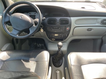Renault scenic 2.0i 16v rx4 pack cuir garanti occasion simplicicar royan simplicicar simplicibike france