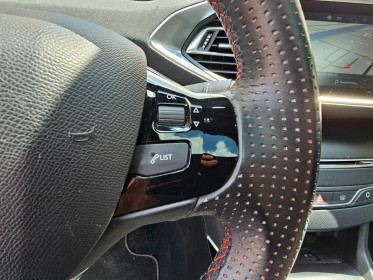 Peugeot 308 130ch ss bvm6 gt line - toit panoramique - sieges massants - camera de recul - carplay occasion simplicicar lagny...