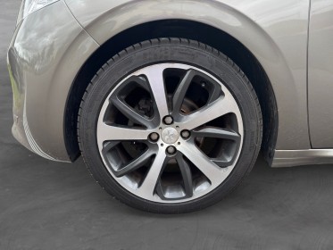 Peugeot 208 1.6 e-hdi 92ch bvm5 féline  toit panoramique  jantes 17  garantie 12 mois occasion simplicicar vernon...