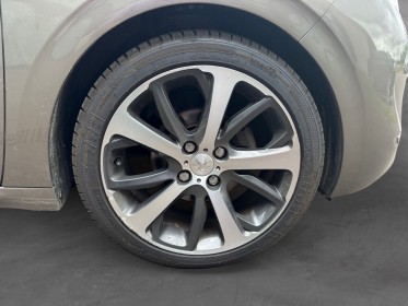 Peugeot 208 1.6 e-hdi 92ch bvm5 féline  toit panoramique  jantes 17  garantie 12 mois occasion simplicicar vernon...