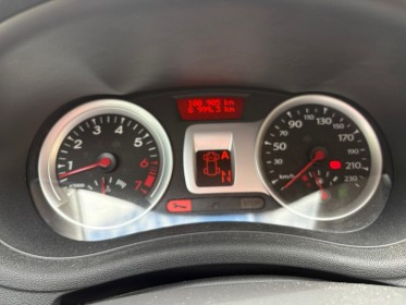 Renault clio iii 1.2 16v 75 estate boite automatique garantie 12 mois occasion simplicicar mery-sur-oise simplicicar...