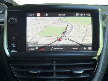 Peugeot 2008 bluehdi 100ch style - garantie 12mois - radar ar - clim bi zone  - faible consommation occasion...