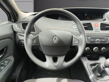 Renault scenic iii dci 95 fap éco2 authentique euro 5 garantie 12 mois distri pompe a eau ok occasion simplicicar caen ...