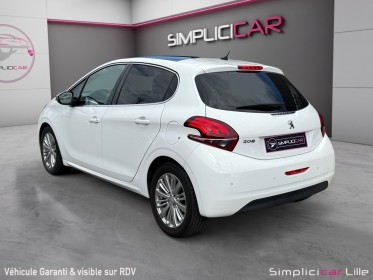 Peugeot 208 1.2 puretech 110ch ss bvm5 allure //garantie 12 mois// occasion simplicicar lille  simplicicar simplicibike france
