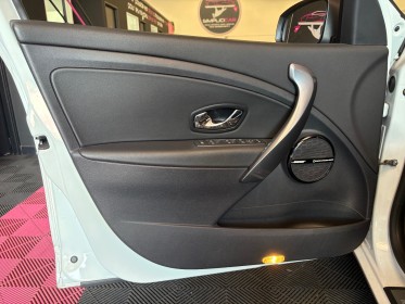 Renault megane iii berline dci 165 bose garantie 12 mois occasion  simplicicar aix les bains simplicicar simplicibike france